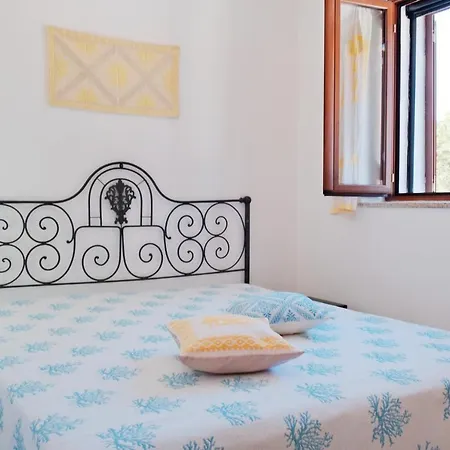 Maddalena First Floor Апартаменты Канниджионе