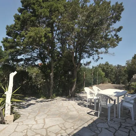 Maddalena First Floor Апартаменты Канниджионе